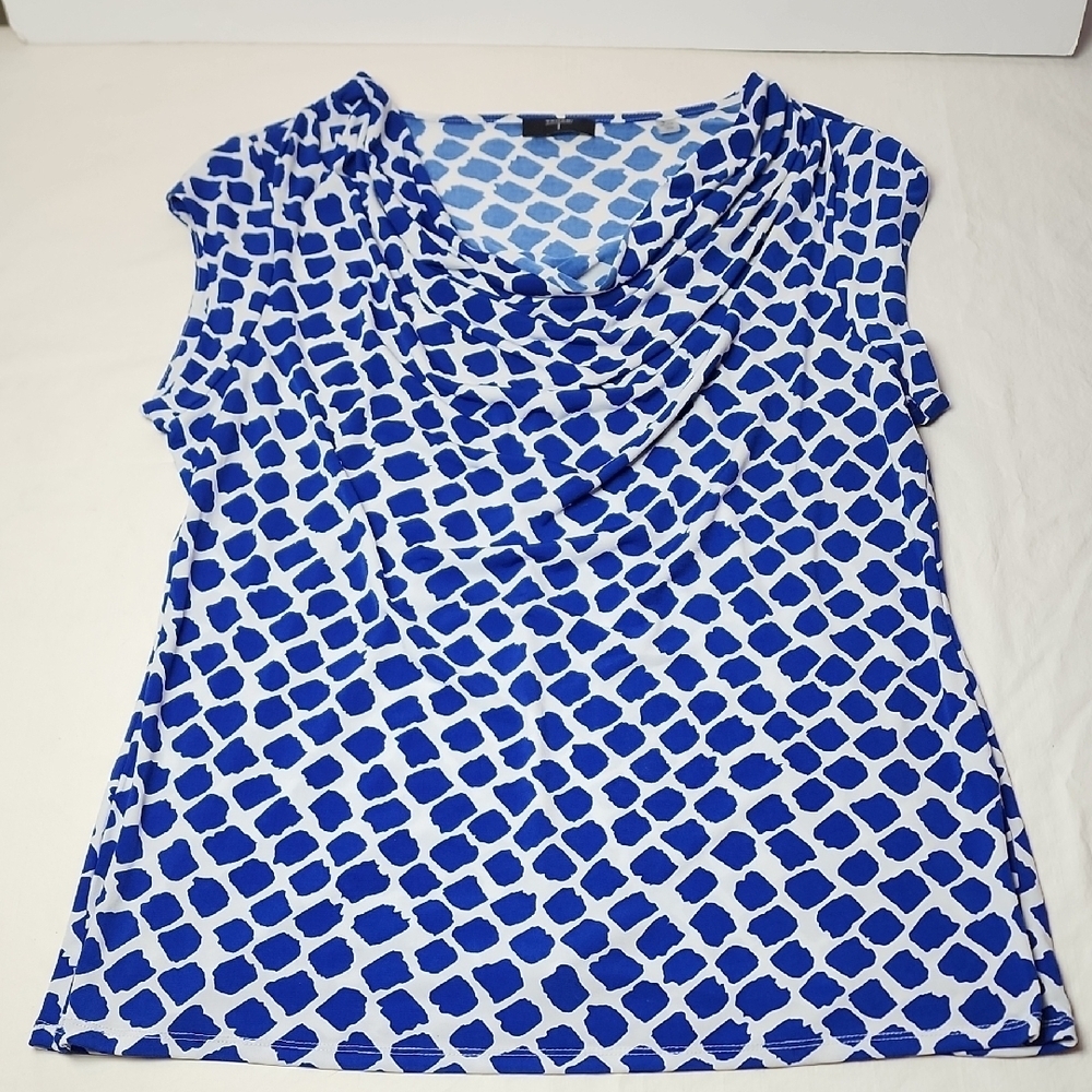 Tahari T Blue White Patterned Women's Size XL Top Cap Sleeve Cowl Neck